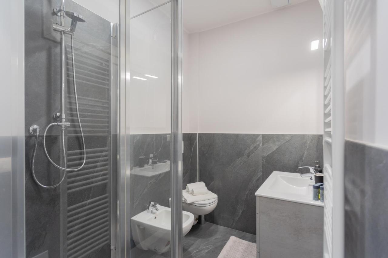 Sant'Agostino Apartments By Rent All Como Luaran gambar